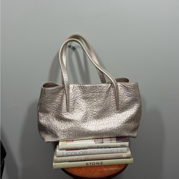 Stuart Weitzman Handbags - Stuart Weitzman Gold/Silver Pebbled Leather Textured Tote Bag